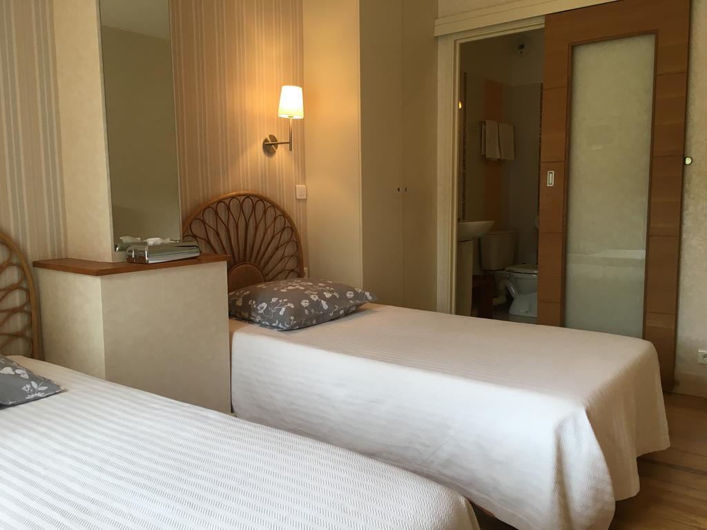 Logis Hotel Les Tilleuls Saint-Cirgues-de-Jordanne Eksteriør bilde